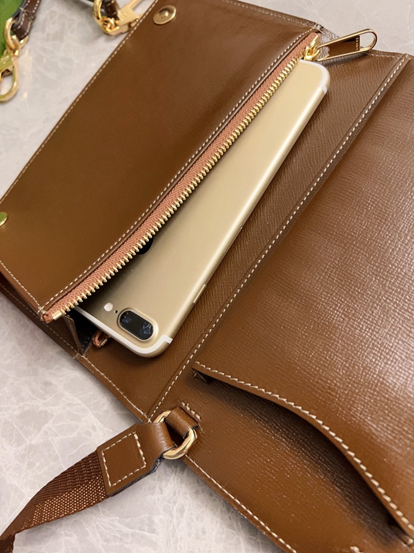 グッチ財布 レプリカ素材ディテール